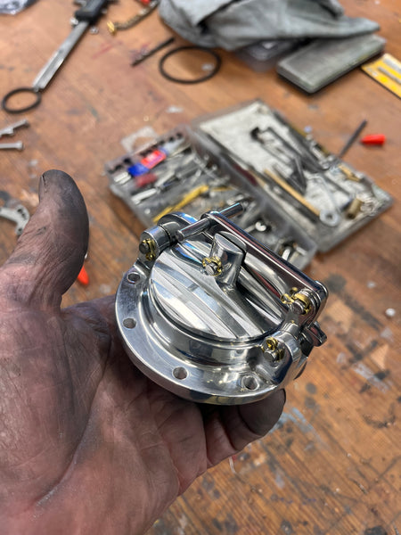Finned lid Mini Racer gas cap