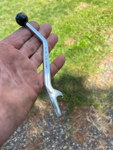 THURST 4 speed bottle opener