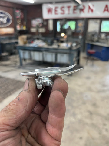 Mini Flying anvil antenna topper