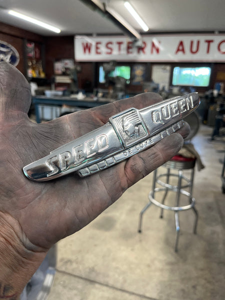 SPEED QUEEN badge